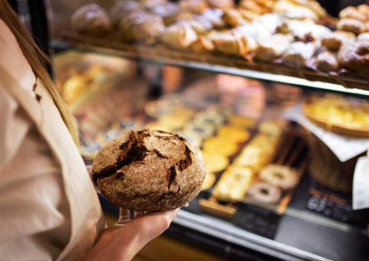 como decorar balcão de padaria